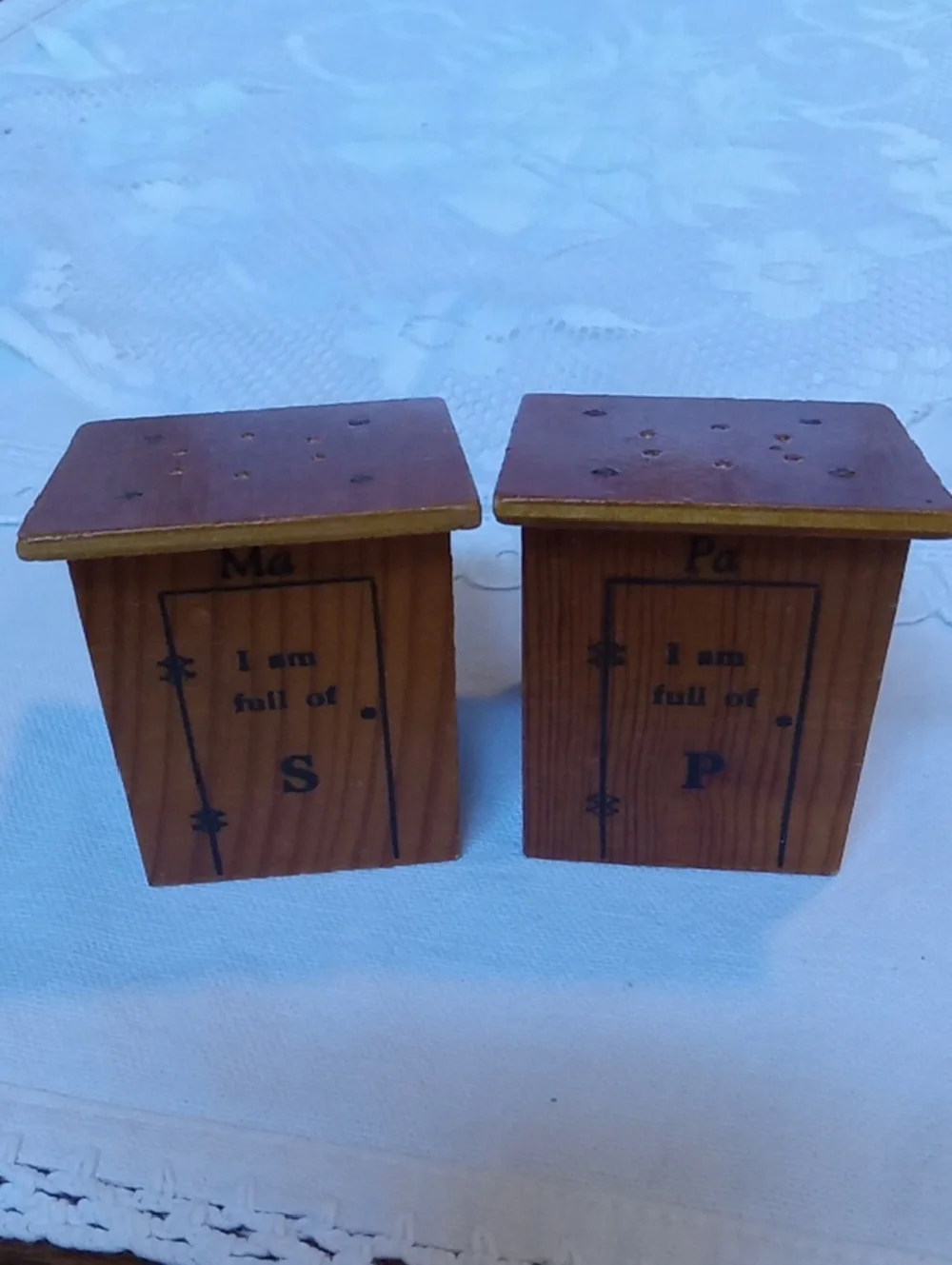 Wooden Outhouse Ma & Pa Salt and Pepper Shakers